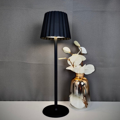 Moderna LED Tischlampe